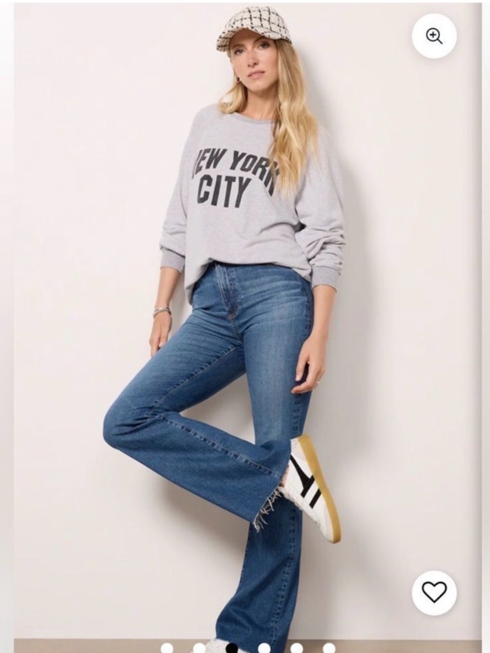 Retro brand Women’s Gray New York City Crewneck Sweatshirt. Size Small. NWOT.